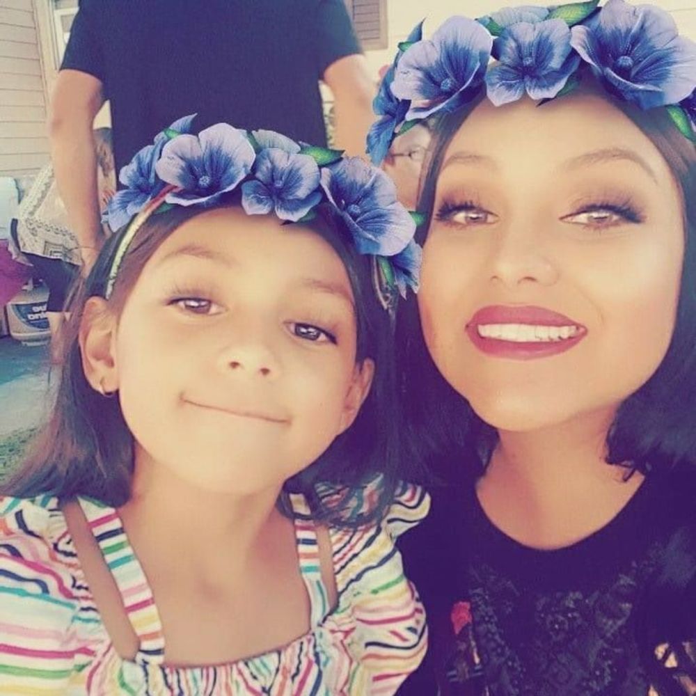 Meet your Posher, Paola